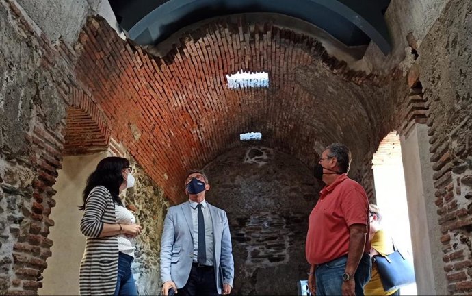 Visita de la Junta a Aldeire