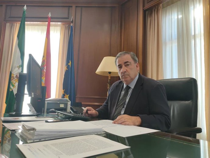 Archivo - El subdelegado del Gobierno en Málaga, Teófilo Ruiz Municio