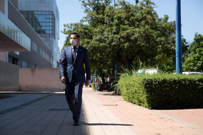 El presidente de la Junta de Andalucía, Juanma Moreno, presenta el proyecto del nuevo Hospital Cartuja-Macarena, siendo el primer acto público después de superar el Covid a 07 de junio del 2021 en Sevilla, Andalucía