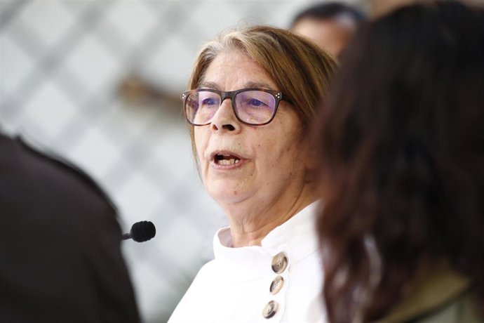 La diputada de Más País Inés Sabanés, interviene durante la presentación de la propuesta de Más Madrid para restituir la zona de bajas emisiones de Madrid Central y ampliarla a otras zonas de la ciudad, a 20 de mayo de 2021, en Madrid (España). La prese