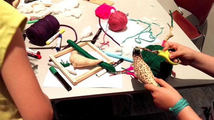 Archivo - Algunas de las actividades que se realizan en los talleres