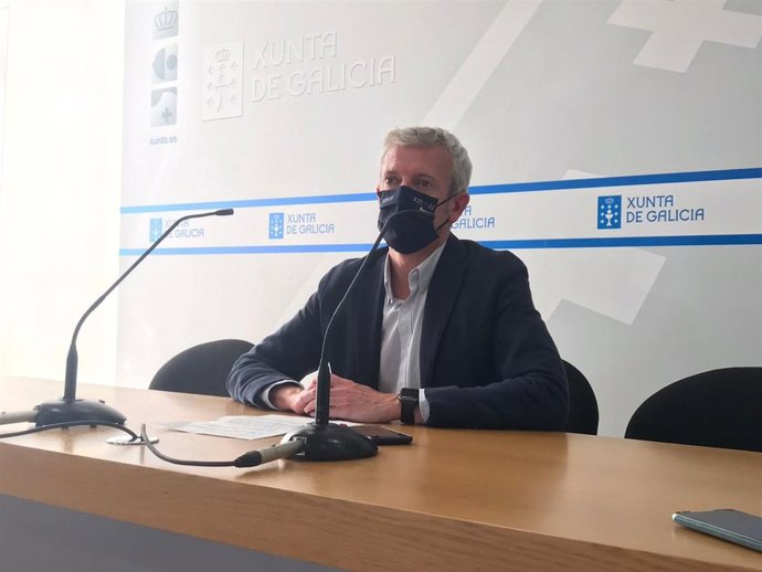 El vicepresidente de la Xunta, Alfonso Rueda, ante los medios este lunes
