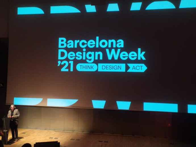El regidor de Turisme i Indústries Creatives de l'Ajuntament de Barcelona, Xavier Marcé, en l'acte inaugural de la Barcelona Design Week