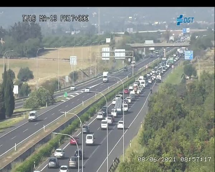 Retenciones en la autopista de Inca por un accidente este martes.