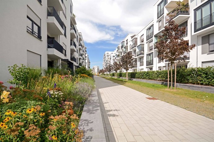 Archivo - Modern housing in the city