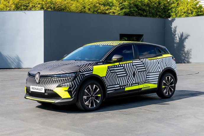 Nuevo Mégane eléctrico camuflado.