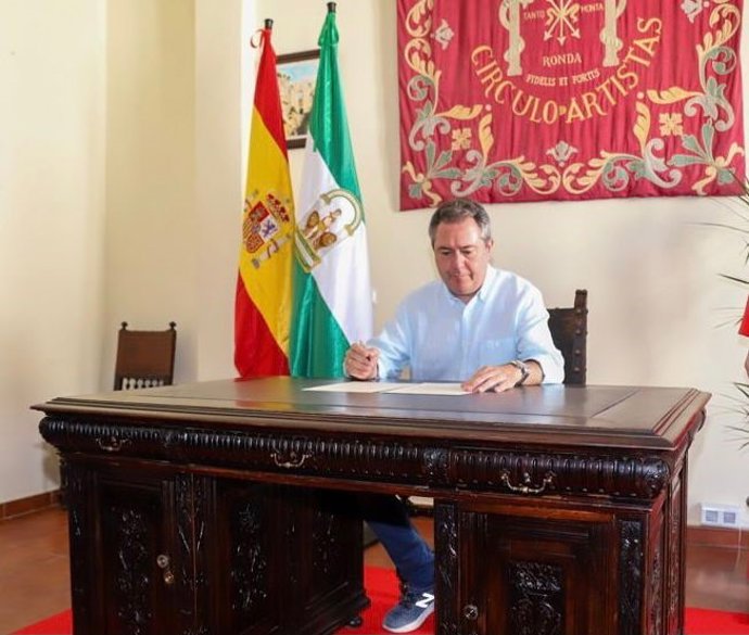 El candidato de las primarias del PSOE-A Juan Espadas, en una foto de archivo.