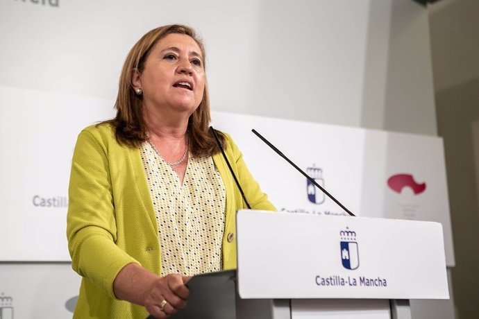 La Consejera De Educación, Cultura Y Deportes Del Gobierno De Castilla-La Mancha, Rosa Ana Rodríguez
