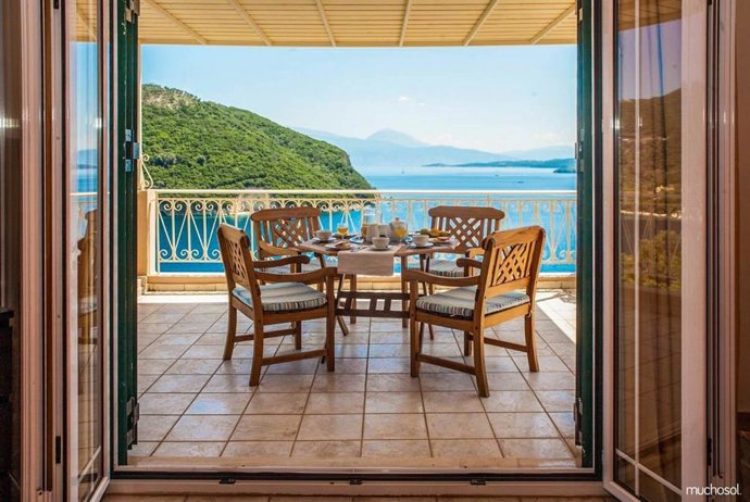 Archivo - Alojamiento vacacional.