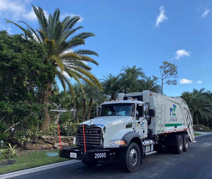 Vehículo recolector de FCC en Florida