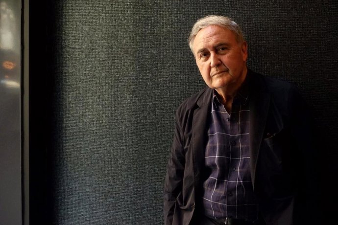 El escritor y director de cine Vicente Molina Foix