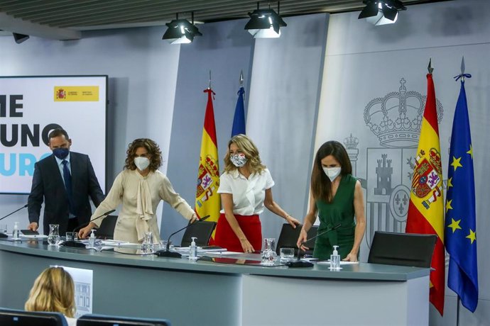 José Luis Ábalos, María Jesús Montero, Yolanda Díaz e Ione Belarra, a su llegada a la rueda de prensa tras la celebración del Consejo de Ministros de este martes 8 de junio de 2021