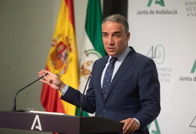 El consejero de la Presidencia y portavoz del Gobierno andaluz, Elías Bendodo, este martes en  la rueda del prensa posterior a la reunión del Consejo de Gobierno.