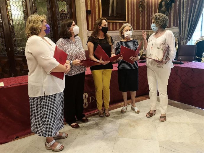 Ayuntamiento firma convenios con entidades religiosas para apoyar la erradicación de la prostitución y la trata