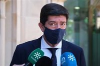 Marín defiende que Luis Salvador "va a seguir gobernando en minoría" y está "sorprendido con el PP de Granada"