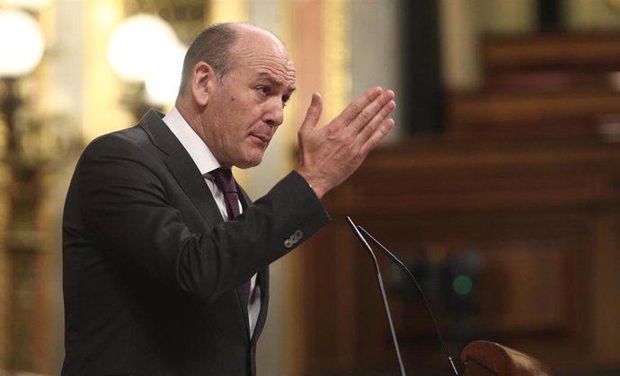 Archivo - El diputado del PNV, Joseba Andoni Agirretxea