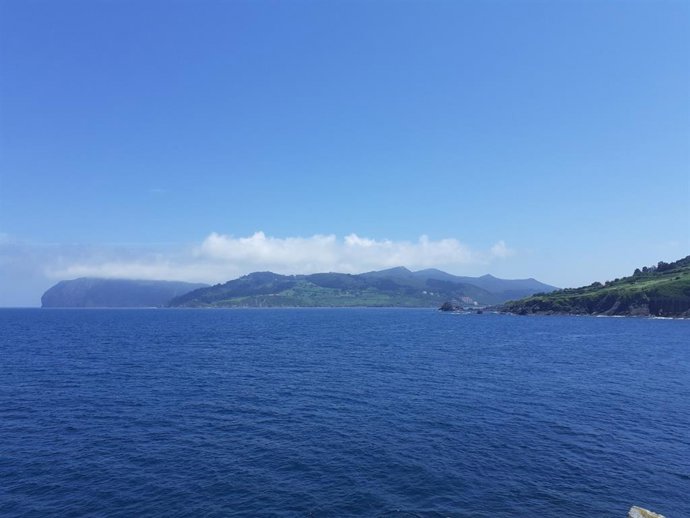 Cielos despejados en la costa vasca (archivo).