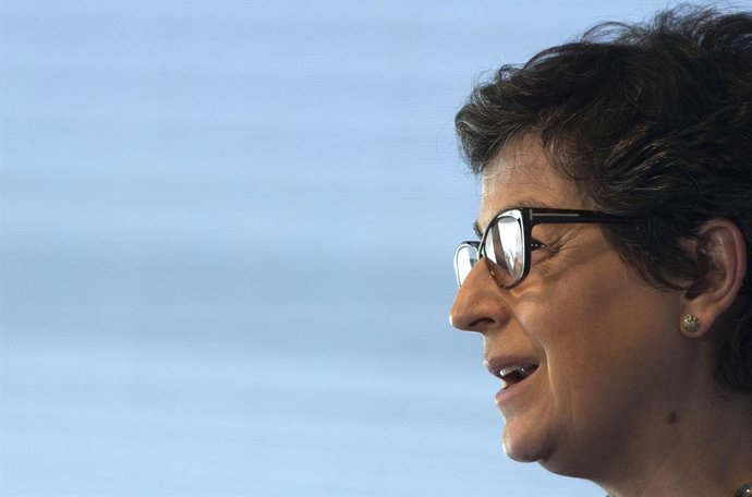 La ministra de Asuntos Exteriores, Unión Europea y Cooperación, Arancha González Laya, interviene en la sesión 'Las relaciones entre Europa y Latinoamérica en el nuevo contexto internacional' del II Foro Económico Internacional, a 8 de junio de 2021, en