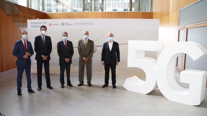 Velasco considera el 5G una oportunidad de negocio para impulsar la recuperación de la industria aeroespacial