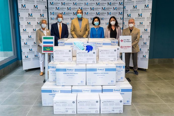 El Colegio de Médicos de Las Palmas dona 60.000 mascarillas y 20.000 guantes