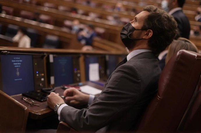 El líder del PP, Pablo Casado, en una sesión de control al Gobierno, a 9 de junio de 2021, en el Congreso de los Diputados, Madrid, (España). 