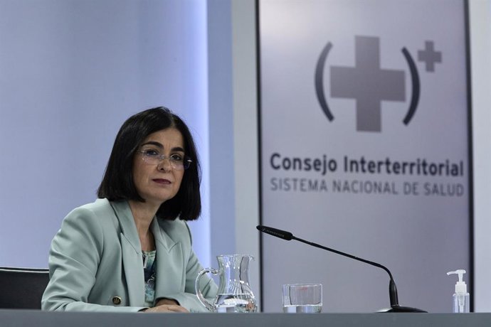 La ministra de Sanidad, Carolina Darias, durante la rueda de prensa posterior al Consejo Interterritorial de Salud, a 9 de junio de 2021, en Madrid (España). El Consejo Interterritorial del Sistema Nacional de Salud ha alcanzado un nuevo acuerdo de medi