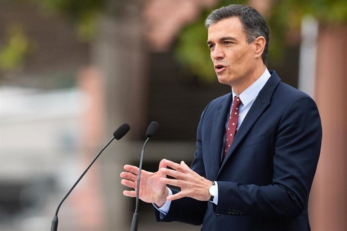 09 June 2021, Argentina, Buenos Aires: Spanish Prime Minister Pedro Sanchez Speaks during a joint press conference with Argentine President Alberto Fernandez at the Argentine Government House. Photo: Manuel Cortina/SOPA Images via ZUMA Wire/dpa