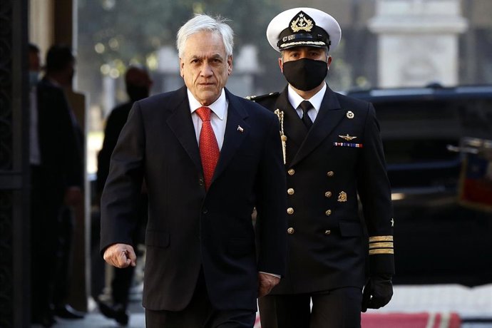Archivo - Sebastián Piñera llega al Palacio de la Moneda