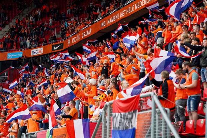 Fans of the Netherlands during the International Friendly football match between Netherlands and Georgia on June 6, 2021 at FC Twente Stadion in Enschede, Netherlands - Photo Andre Weening / Orange Pictures / DPPI