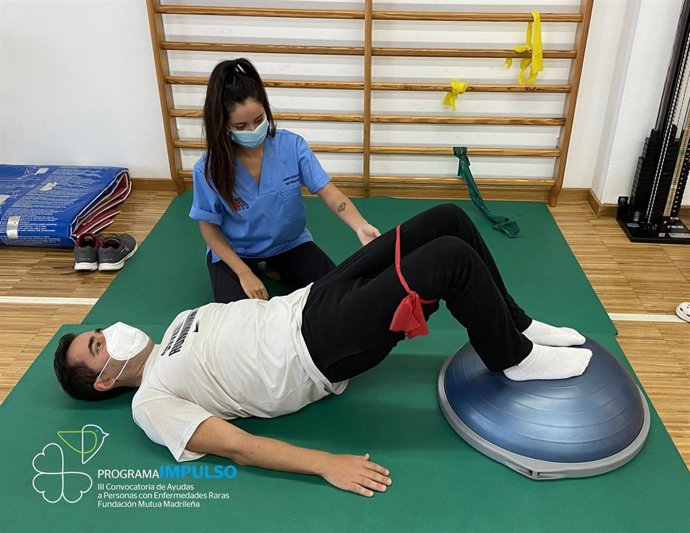 Archivo - Fundación Mutua y FEDER proporcionan terapias a más de 2.300 personas de cualquier edad con enfermedades raras