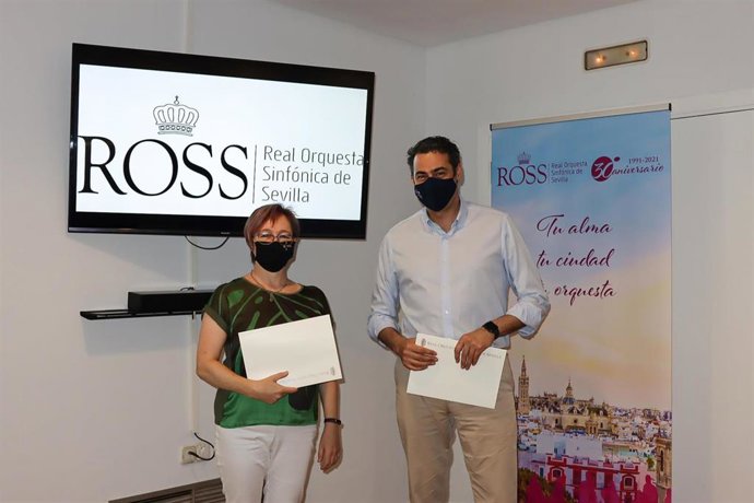 Firma del convenio entre la ROSS y la Asociación de Fagotistas y Oboístas de España