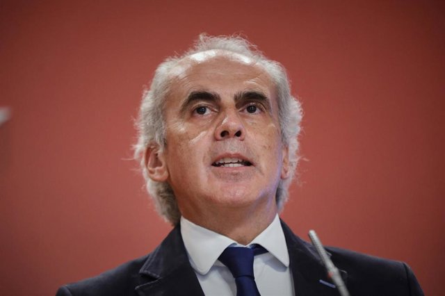 Archivo - El consejero de Sanidad, Enrique Ruiz Escudero, en una imagen de archivo