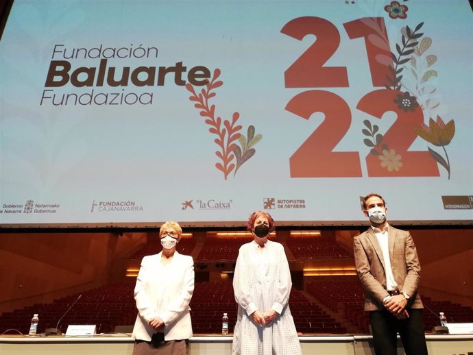 María Antonia Rodríguez, Rebeca Esnaola y Rubén Jauquicoa en la presentación de la temporada 2021/22 de Fundación Baluarte y la Orquesta Sinfónica de Navarra