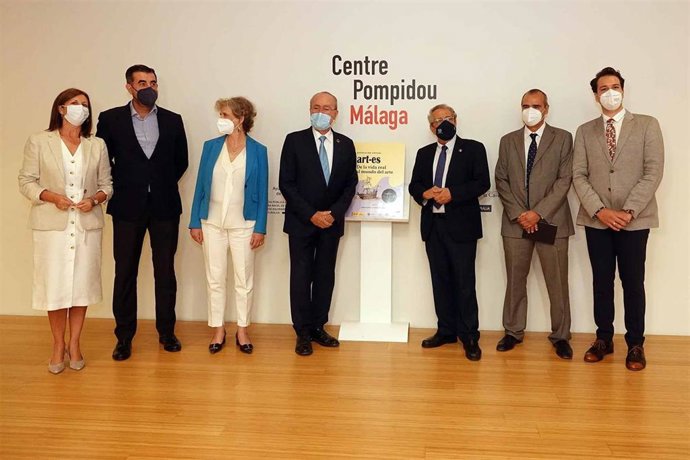 Una exposición analiza las relaciones entre las artes visuales escénicas en la cultura festiva europea