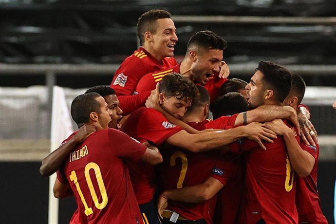 Archivo - Jugadores de la selección española de fútbol en el partido contra Alemania