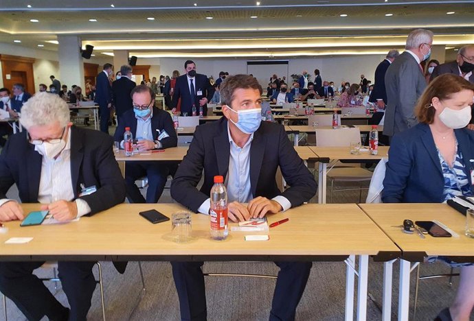 Mazón critica la "madrileñofobia" del Consell e insta a Puig a trabajar en la recuperación del turismo