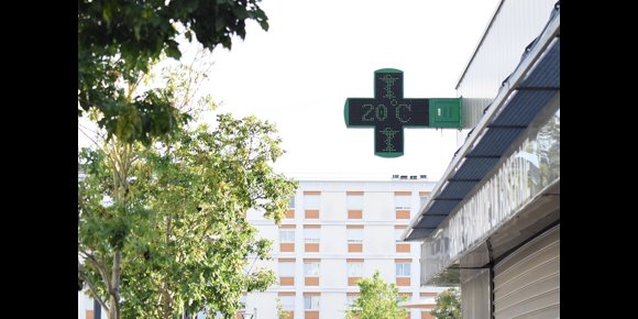 3. El 67% de los españoles acude, al menos, una vez al mes a la farmacia
