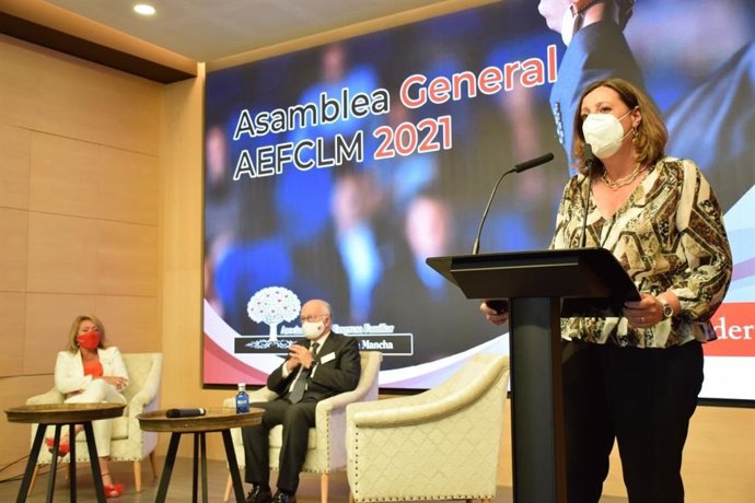 La consejera de Economía, Empresas y Empleo, Patricia Franco, en el marco de la Asamblea General de la Asociación de Empresa Familiar de Castilla-La Mancha.