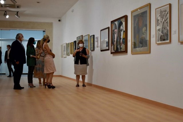 Visita a la exposición 'Magistral Aguilera'.