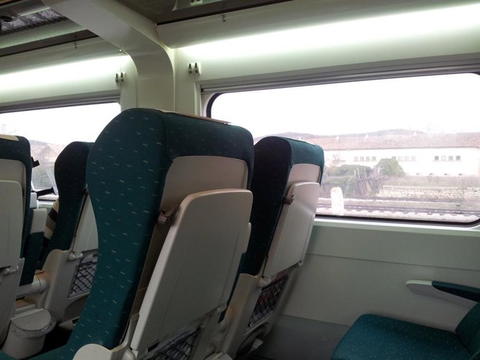 Archivo - Tren Alvia, Interior Vagón, Renfe