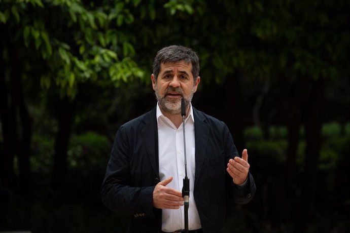 El secretario general de Junts, Jordi Snchez durante una rueda de prensa en los jardines del Palau Robert, a 17 de mayo de 2021, en Barcelona, Catalunya (España). ERC y Junts han cerrado un principio de acuerdo para desencallar la investidura del candi