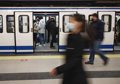 Los viajeros en Metro y los usuarios de EMT bajan un 15% hasta abril