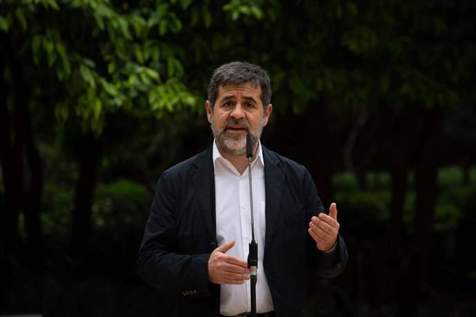 El secretario general de Junts, Jordi Snchez durante una rueda de prensa en los jardines del Palau Robert, a 17 de mayo de 2021, en Barcelona, Catalunya (España). ERC y Junts han cerrado un principio de acuerdo para desencallar la investidura del candi