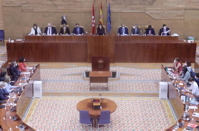 La nueva presidenta de la Asamblea de Madrid, Eugenia Carballedo, durante su investidura en el acto de constitución de la Asamblea de Madrid de la XII Legislatura, a 8 de junio de 2021, en Madrid (España). Este martes se constituye la Asamblea de Madrid
