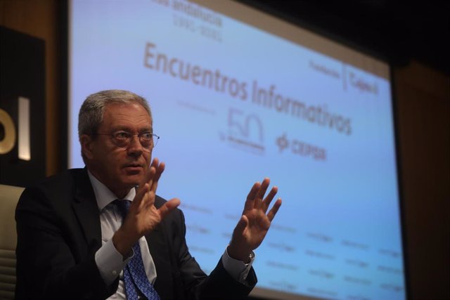 El consejero de Transformación Económica, Rogelio Velasco, este viernes en el encuentro informativo de Europa Press Andalucía en colaboración con la Fundación Cajasol, Atlantic Copper y Cepsa.