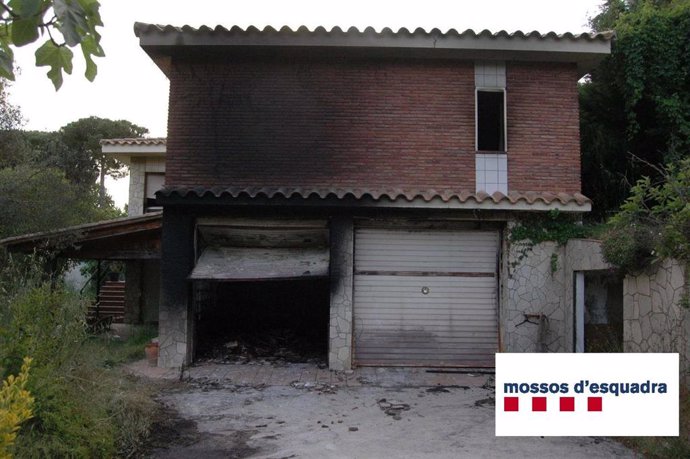 La casa que s'ha cremat a Vallromanes (Barcelona).