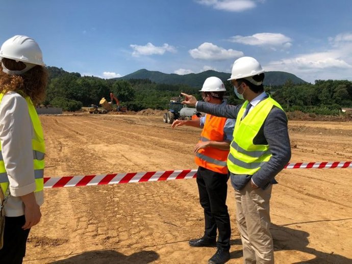 Puigneró visita las obras de la variante de Angls (Girona)