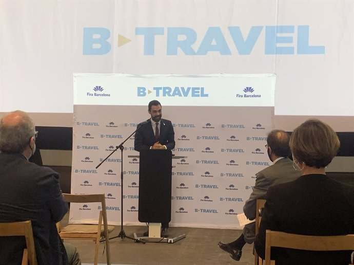 El conseller d'Empresa i Treball de la Generalitat, Roger Torrent, en l'acte inaugural de la nova edició del saló del turisme B-Travel.
