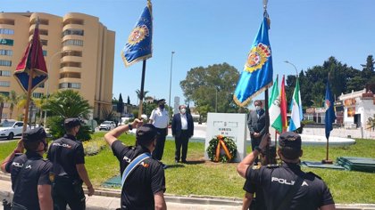 Torremolinos Dedica Una Glorieta A La Policia Nacional Por Su Labor En La Localidad