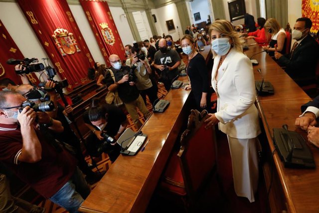 12-06-21 TOMA DE POSESION DE NOELIA ARROYO EN EL AYUNTAMIENTO DE CARTAGENA
